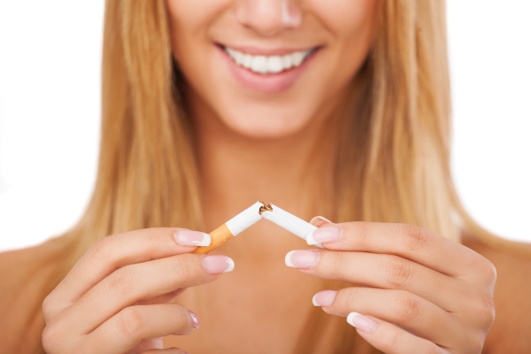 Denti e salute orale di un fumatore: ecco gli effetti nocivi